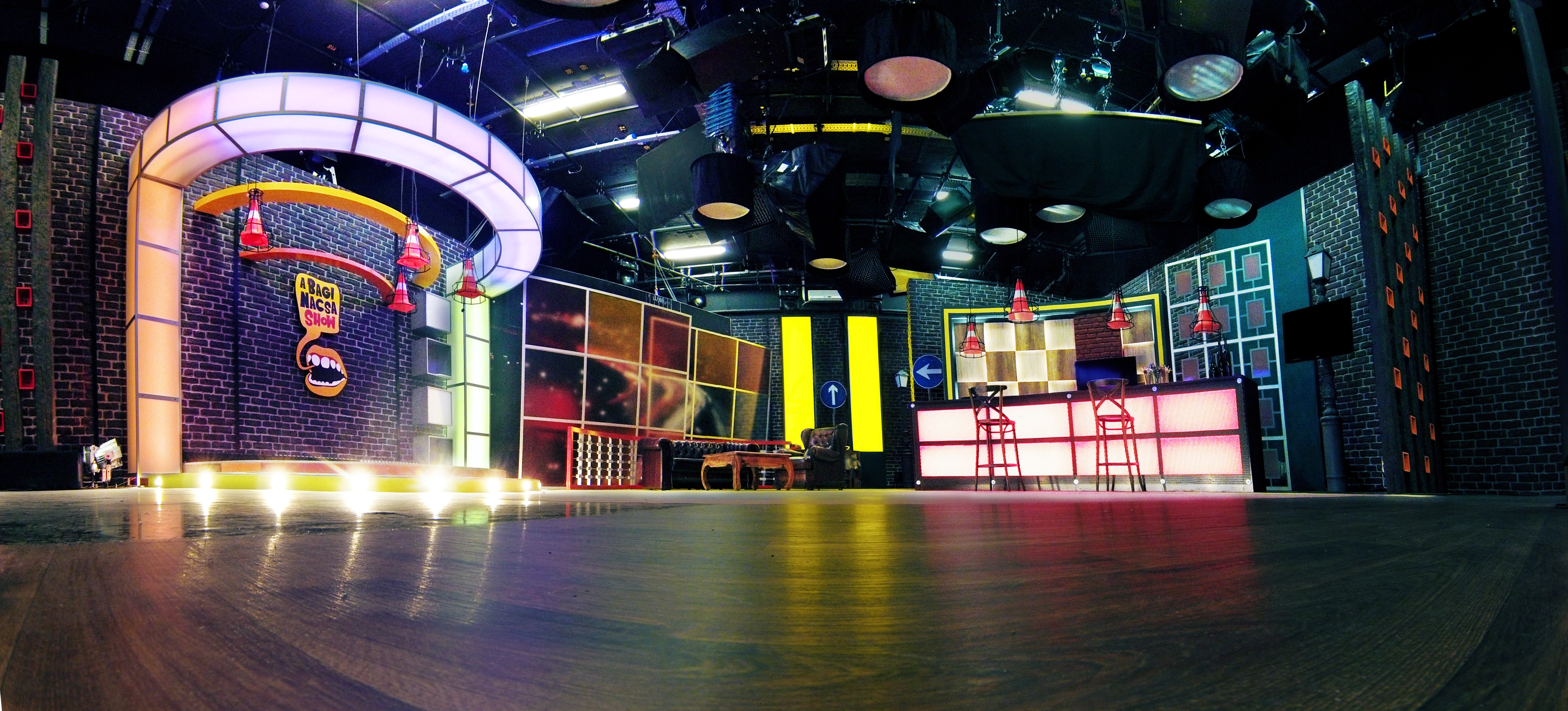 Rendeyvény díszlet